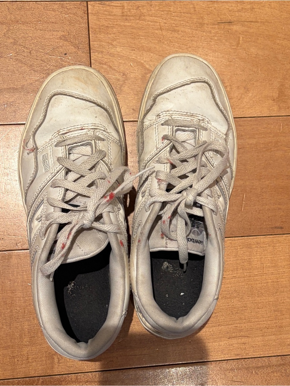 New Balance Men's Off-White/Light Gray Athletic Sneakers